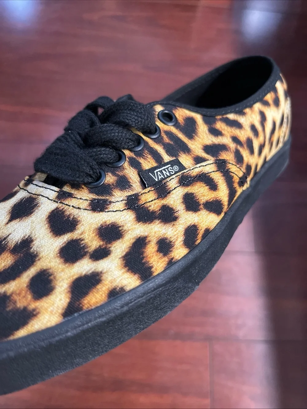 Womens 8 Vans Authentic Low Pro Leopard Print Low Top Shoe Sneaker New HALF BOX